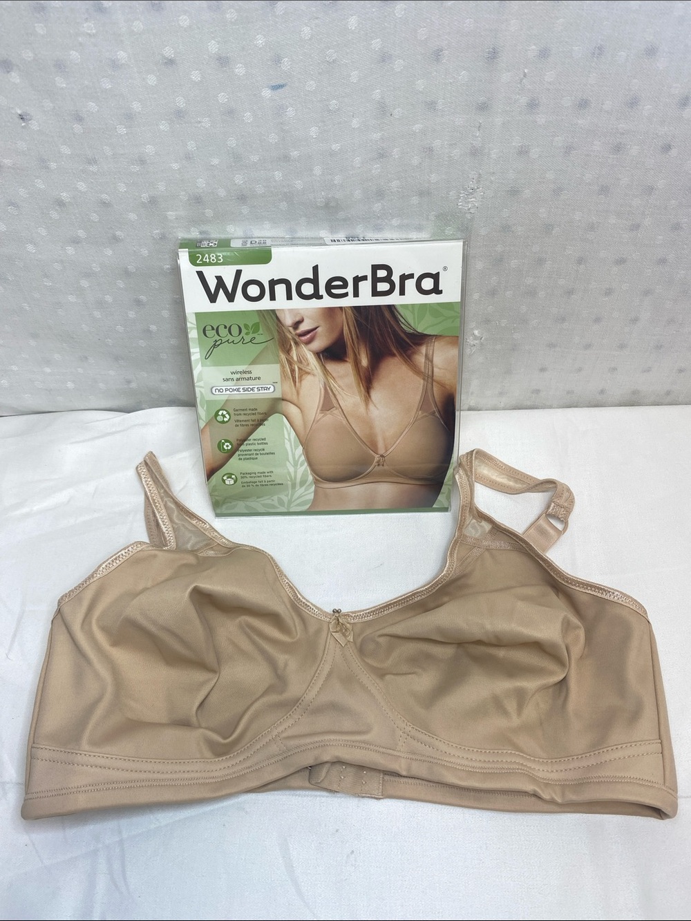 WonderBra Beige Wireless Comfort Bra - Nude Tone Style 2483 Size 38D